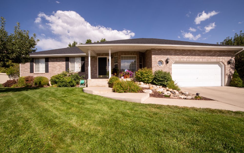 Sell your home in Sherrills Ford with Nagy Properties’ expert rural property tips. Connect with buyers who value space and nature—call 704-218-9963 for guidance.